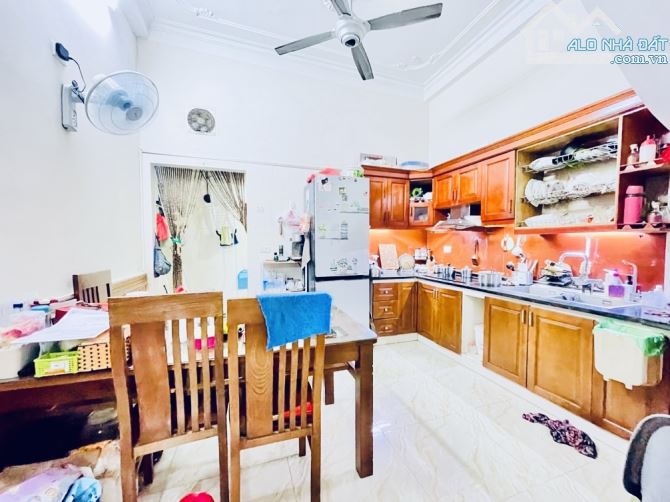 NGUYỄN KHANG - YÊN HOÀ - 48M -  4M MT - 5 TẦNG - 20M RA MẶT PHỐ Ô TÔ TRÁNH - DÂN XÂY - 2