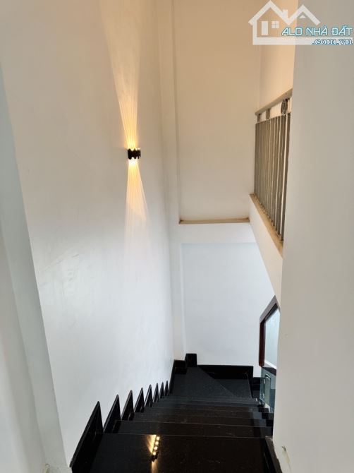 🏡 -NHÀ ĐẸP 3 TẦNG - 5PN - GẦN CHỢ VÕ THÀNH TRANG - SỔ VUÔNG NỞ HẬU - 2