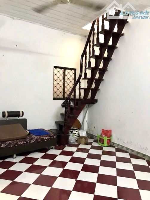 NHÀ CHỈNH LÂU ĐỜI 52m2 3 TẦNG 4PN4WC GẦN CV LÊ THỊ RIÊNG NHỈNH 6 TỶ NHỎ - 2
