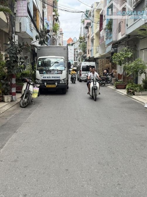 BIỆT THỰ ĐƯỜNG LÝ THƯỜNG KIỆT THÔNG BÀNH VĂN TRÂN - TÂN BÌNH - 96M2 - 4 TẦNG -GIÁ 14,6 TỶ - 2