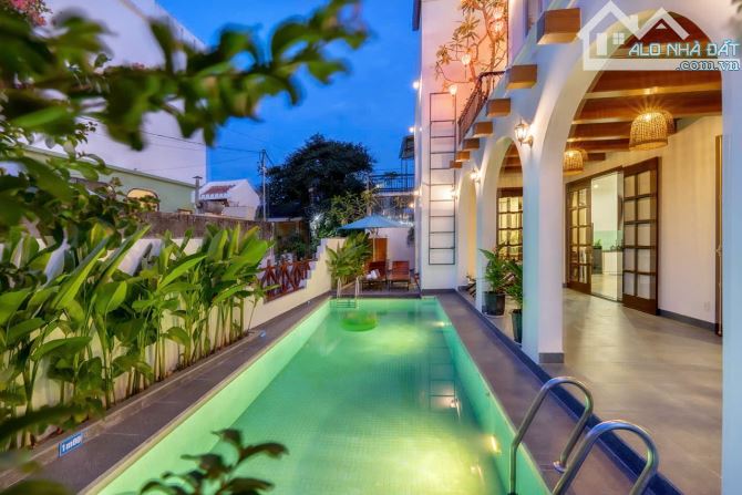 Bán villa 6 phòng ngủ trung tâm Hội An đang hoạt động tốt - 2