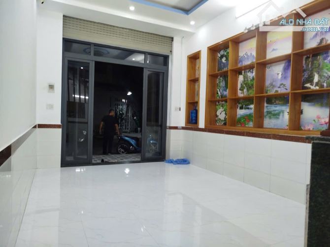 NHÀ Ở NGAY,  4x15 , PN TRỆT, HẺM 7M, VỈA HÈ, DÂN TRÍ, 3 ĐỒNG TL - 2