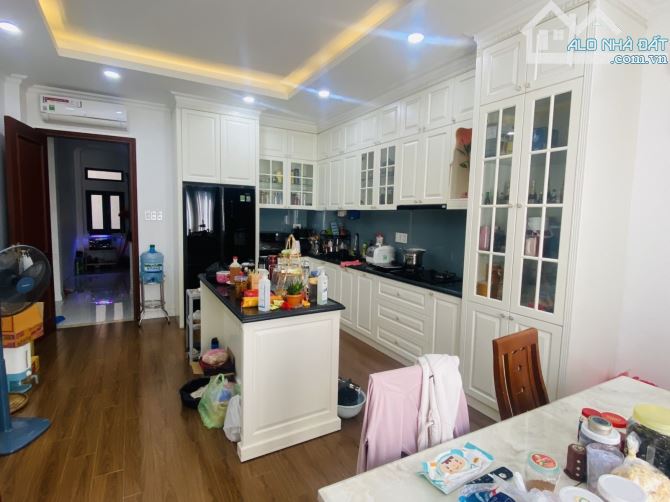 Nhật Tảo quận 10 48/57m2 6 tầng giá chỉ 27 tỷ - 2