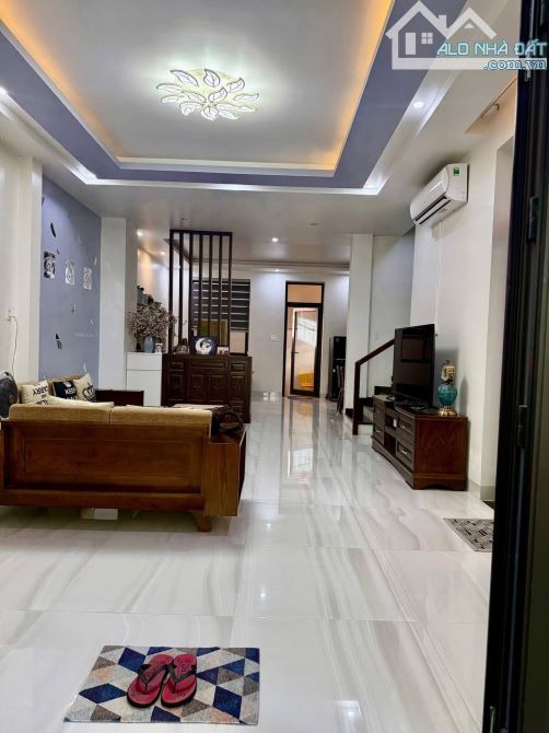 Bán biệt thự 2 tầng tại Khu đô Thị Royal Park cạnh đường Lê Đức Anh giá rẻ - 2