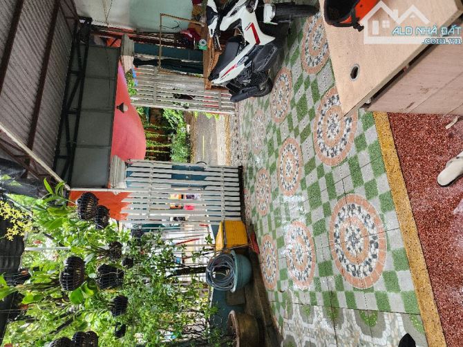 NHÀ 2 TẦNG LÔ GÓC 2 MẶT TIỀN HỒ NGỌC LÃM & VŨ TÔNG PHAN - 2