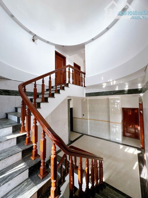 NP596 Bán gấp siêu phẩm biệt thự Tân Cổ Điển góc 2mt Ngang 16m sàn xây dựng 1000m2 - GX Ho - 2