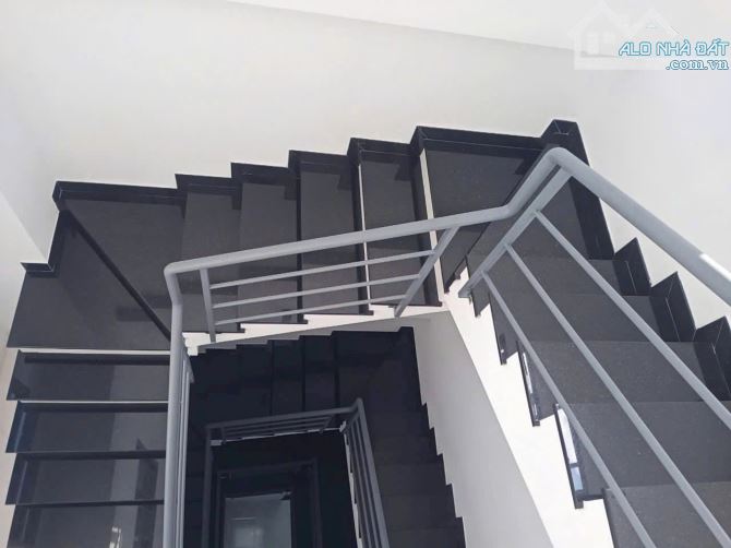 bán nhà mới hẻm 85 Trần Đình, p nguyễn cư trinh, Q1 .DT:4x13m.5 tầng .Gía :15.5 tỷ - 2