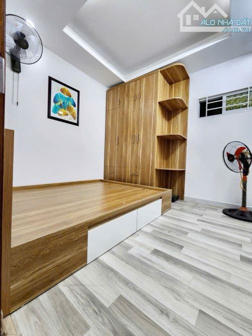Căn chung cư Xuân La 52m, tầng 1, 2 ngủ, thang máy, full nội thất! - 2