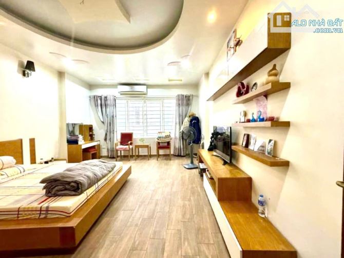 400tr/m2 Trần Quang Diệu, ô tô tránh, kinh doanh, 2 thoáng, ô tô vào nhà, 66m*5T - 2