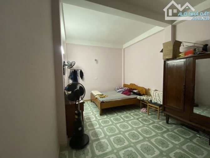 🏠Bán Nhà ,Đường văn chung P 13 Tân Bình Ngang 6,5M 135M2, giá chỉ 21Tỷ - 2