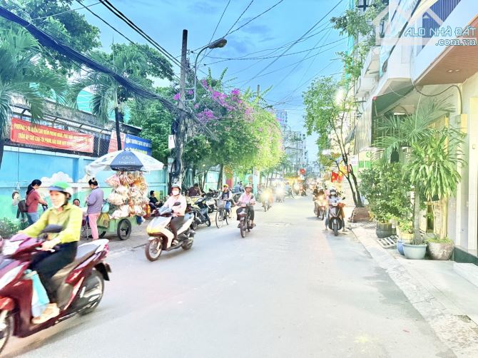 Bán Gấp GIÁ RẺ Đất 1/ đường Lạc Long Quân Quận 11 DT khủng 9mx10m giá chỉ 5.5 Tỷ - 2