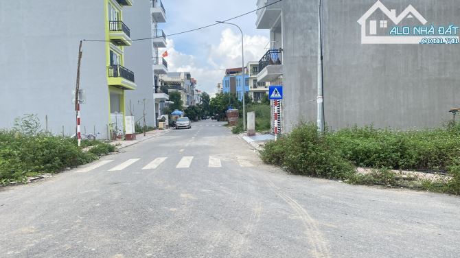 Hàng hiếm chỉ 2,88 tỷ 46m2 đất ngay khu TĐC Kiến Thiết, Sở Dầu, Hồng Bàng - 2
