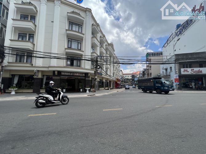 RẺ QUÁ RẺ CHO CĂN NHÀ 4 TẦNG MẶT TIỀN PHAN ĐÌNH PHÙNG ĐÀ LẠT - 2