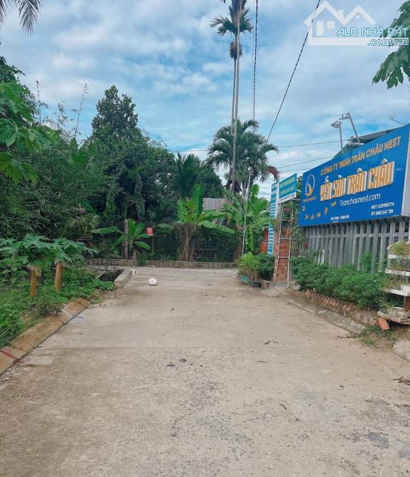 Cần bán lô đất Đông Dinh - Diên Toàn - Xã Diên Khánh Diện tích: 97,2m ( 100% thổ cư - 2
