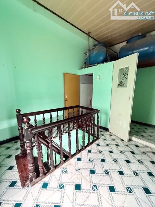 Hiếm Lạc Long Quân,Tân Bình,3 Tầng , Hẻm 6M, Ô Tô Vào Nhà , Lô Góc , Giá Chỉ 6.3 Tỷ TL - 2