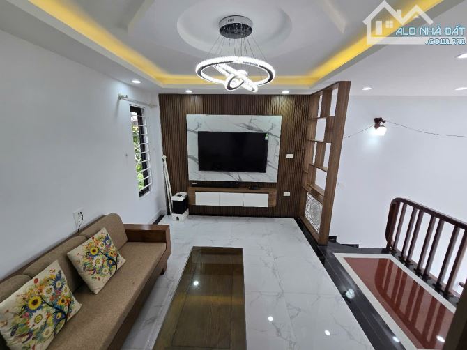 Nhà mới đẹp Ô Tô Tránh Cất vào Nhà – Yên Ngưu, Tam Hiệp, Thanh TrÌ - 2