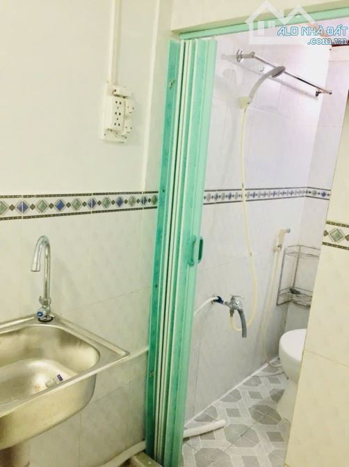 Nhà C4 HXH 82m2, Sát Mặt Tiền - Nguyễn Duy Cung GV - 2