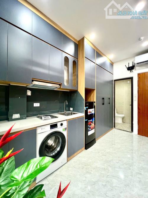 (Cực hiếm) Căn hộ Duplex 28m2 ngõ 147 Vũ Tông Phan - Máy giặt riêng - Cách phố 30m - Nhận - 2