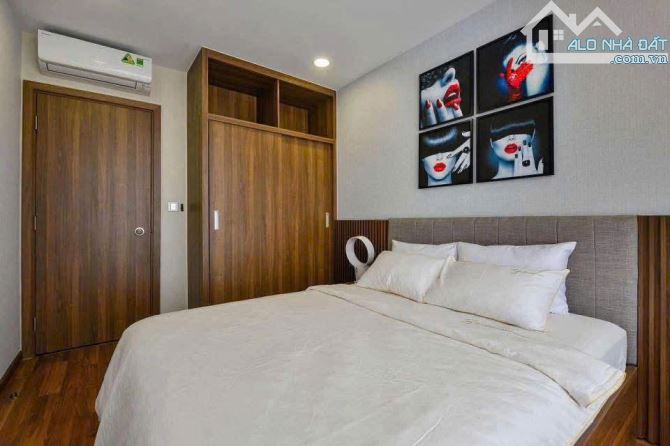 Bán nhà Trần Hữu Tước 35m2 nhà đẹp nhiều phòng cho thuê nở hậu 6.9 tỷ - 2