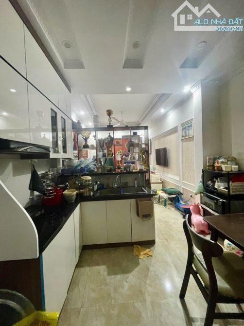 NHÀ ĐẸP VŨ XUÂN THIỀU – 5 TẦNG – VỊ TRÍ SIÊU ĐẸP – SÁT HỒ SÀI ĐỒNG - 2