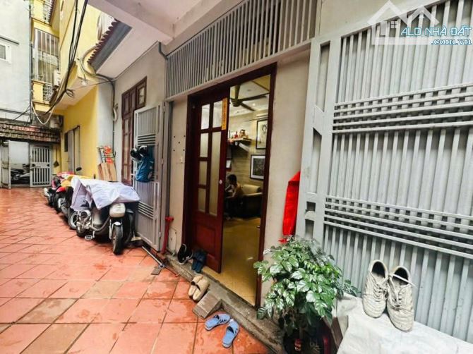 TÂY SƠN ĐỐNG ĐA NHÀ DÂN 5 TẦNG KIÊN CỐ KINH DOANH ĐỈNH THIẾT KẾ SIÊU ĐẸP 50m 8 TỶ - 2