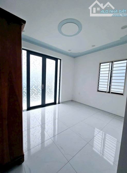 NHÀ Ở NGAY, 4x17.5M, PN TRỆT, ĐƯỜNG 8M, DĨ AN, 3 ĐỒNG TL - 2