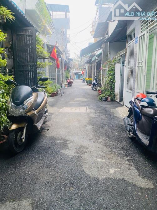 Trung Mỹ Tây (Q.12) bán nhà C4 hẻm nhựa gần Bùi Văn Ngữ, trường GTVT, Lao Động giá 4,2ty - 2