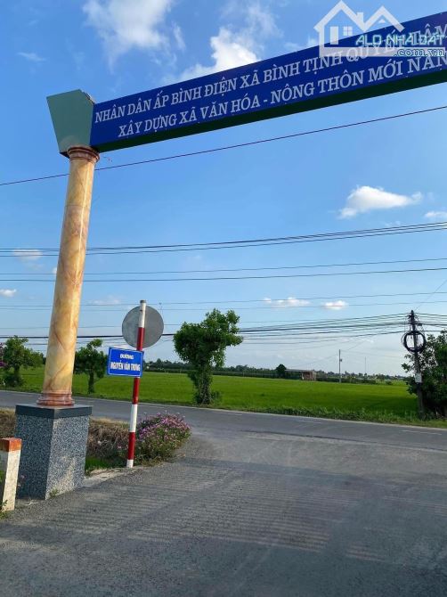 Cách nhựa 300m. Mặt tiền đường Nguyễn Văn Trưng nối dài - 2