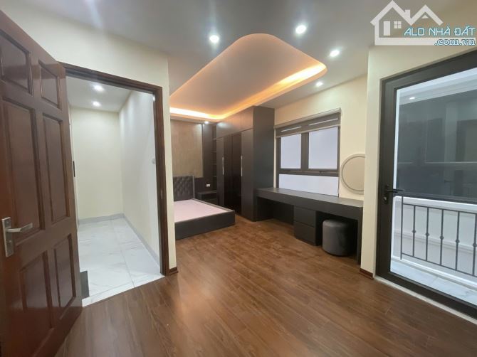BÁN NHÀ BỒ ĐỀ – LONG BIÊN - 39M2 x 6 TẦNG– 9.2 TỶ - 2
