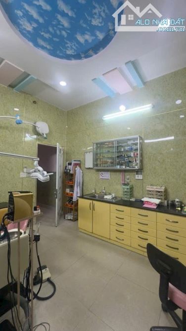 SÁT NGAY CHỢ TÂN ĐỊNH, NGUYỄN HỮU CẦU Q1, 4 x 19.2 VUÔNG VỨC, 2 TẦNG, 50TR/TH, 36 TỶ TL. - 2