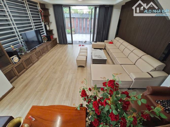 BIỆT THỰ MẶT TIỀN ĐƯỜNG NGUYỄN THÀNH PHƯƠNG - P.TRẤN BIÊN - 22