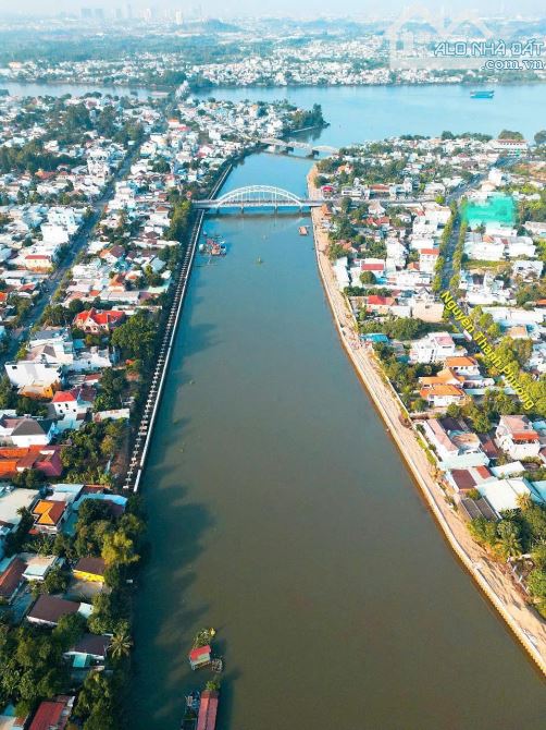 BIỆT THỰ MẶT TIỀN ĐƯỜNG NGUYỄN THÀNH PHƯƠNG - P.TRẤN BIÊN - 25