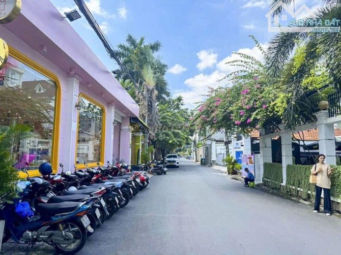 Bán Đất MT Ngô Quang Huy,Thảo Điền DT:214m2(7,5mx29m) CTXD Hầm 6 Tầng-Giá 75 Tỷ TL - 3