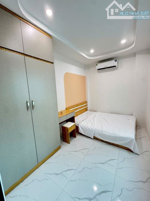 (Cực Hot) Căn hộ 1N1K cao cấp 35m2 ở 141 Quan Nhân - Máy giặt riêng - Ở được 4 người - - 3