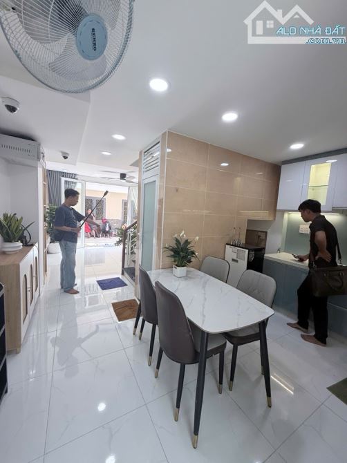 🏡💥VỪA Ở VỪA KINH DOANH💥NGUYỄN CỬU VÂN,BÌNH THẠNH💥KẾ Q1💥4TẦNG💥45m2(4x11)🌹CHỈ 7.xTỶ🌹 - 3