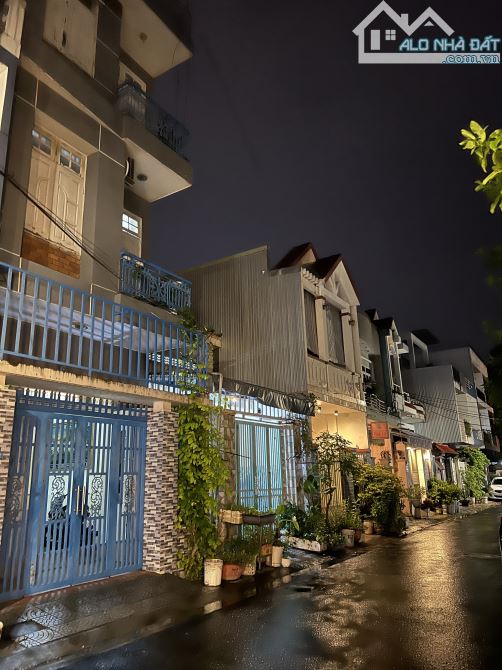 BÁN NHÀ ĐƯỜNG MỸ ĐA ĐÔNG 8_GẦN BIỂN_GẦN CHỢ_TRƯỜNG_CẠNH CÁC CĂN HỘ DỊCH VỤ SẦM UẤT - 3