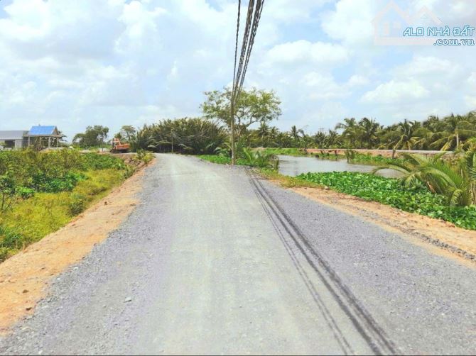 Hàng Vip, 500m2 đất vườn Chuyển Thổ View Kênh chỉ 390tr - 3