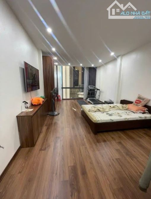 ÁI MỘ LONG BIÊN 6 TẦNG THANG MÁY MẶT TIỀN KHỦNG - CHỈ NHỈNH 11 TỶ - 3