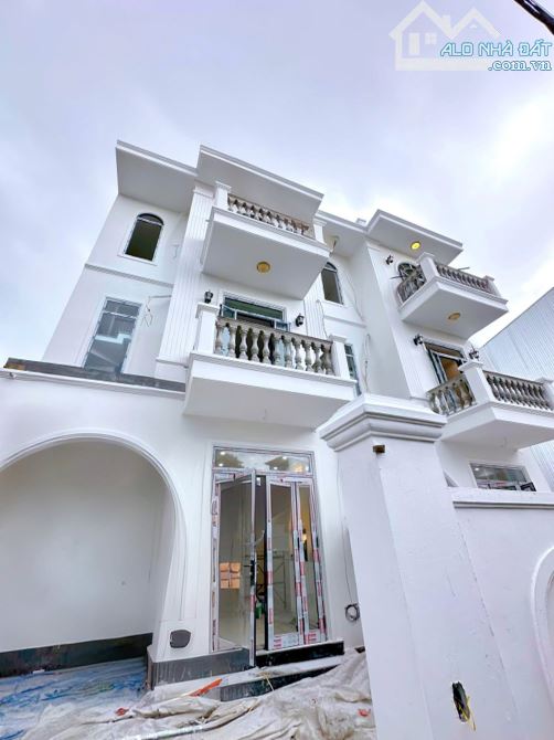 💥( 3,6x Tỷ ) 🏠Nhà 3 tầng đường Phạm Văn Đồng - Giá chỉ 3,6x Tỷ ( Lưu chủ ) - 3