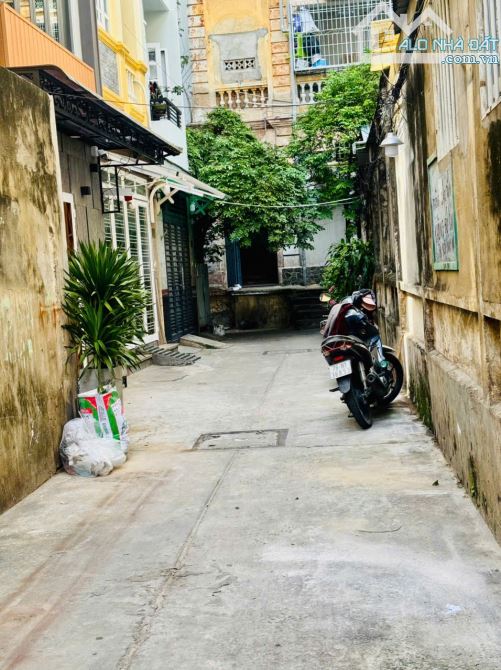 Tòa nhà CHDV 7 tầng, sau căn mặt tiền Nguyễn Trãi ngay Bùi Viện Quận 1 chỉ nhỉnh 21 tỷ - 3