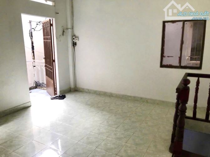 NHÀ CHỈNH LÂU ĐỜI 52m2 3 TẦNG 4PN4WC GẦN CV LÊ THỊ RIÊNG NHỈNH 6 TỶ NHỎ - 3