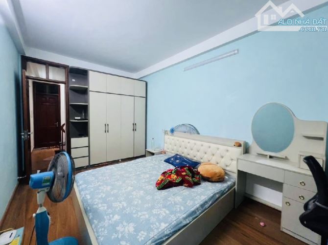 NHÀ PHÂN LÔ CÁN BỘ_BTCT CHẮC CHẮN_HAI MẶT ĐƯỜNG OTO TRÁNH_CÁCH PHỐ BÀ TRIỆU 20M_AN NINH TỐ - 3