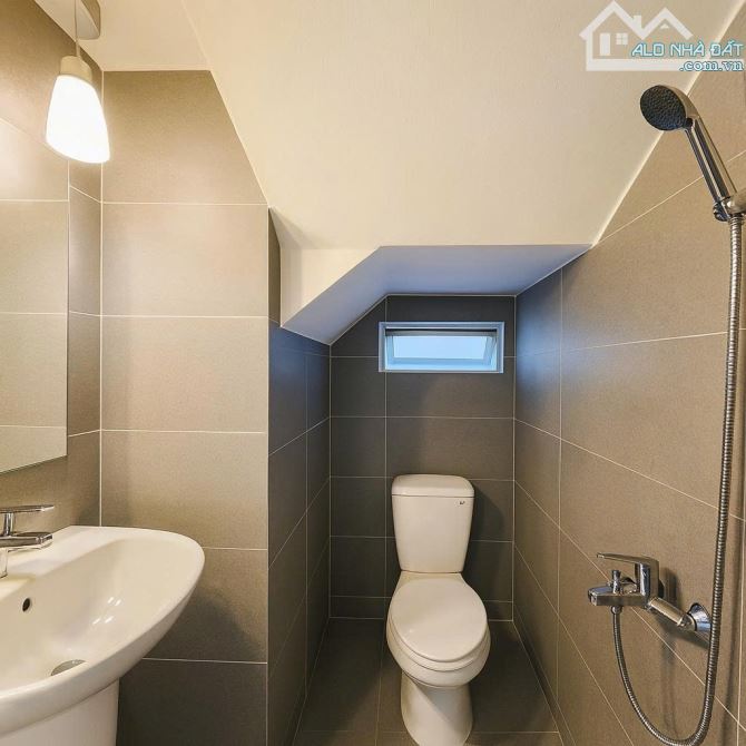 Bán nhà hẻm xe tải, 64m2, nở hậu, có phòng ngủ dưới trệt, Quang Trung Gò Vấp, 5 tỷ hơn - 3