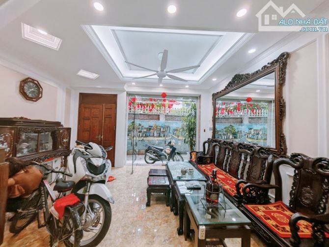 Doãn Kế Thiện Nhà đẹp 6T*5MT kinh doanh, ô tô, 2 thoáng ở ngay 11 tỷ hơn - 3