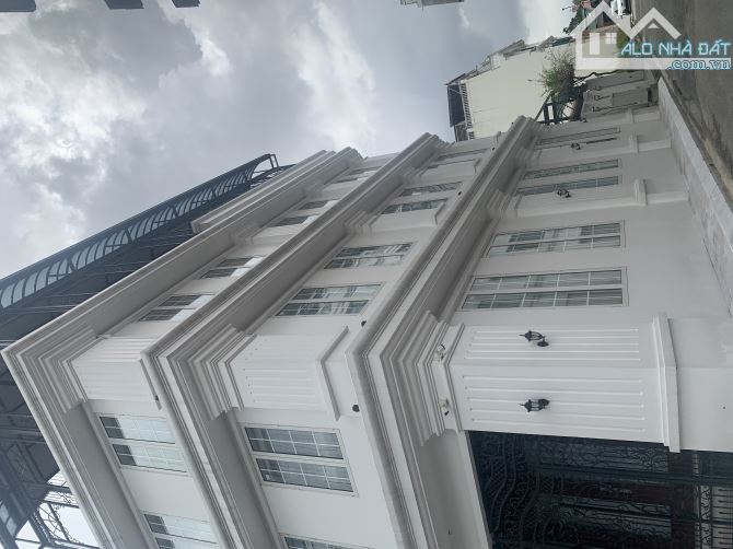 Bán căn nhà 3.5 Tầng Ngõ đường Lê Nin trung tâm thành phố  vinh - 3
