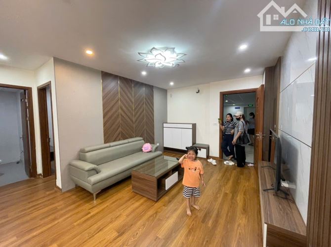 Cho thuê góc Thanh Bình 76m2, 2 ngủ 2vs, tầng cao, đầy đủ nội thất đẹp, ở được luôn - 3
