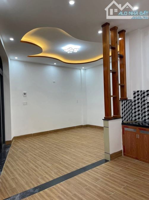 🚘 PHÙNG VĂN CUNG  – HẺM XE HƠI – 41M2– 4 TẦNG – 4 PHÒNG NGỦ - 3