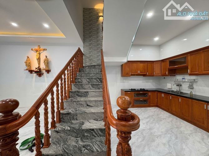 Bán nhà 1 trệt 2 lầu hoàn công ,Phường Tân Phong , Biên Hoà DTSD 190m2 giá 3,75tỷ - 3