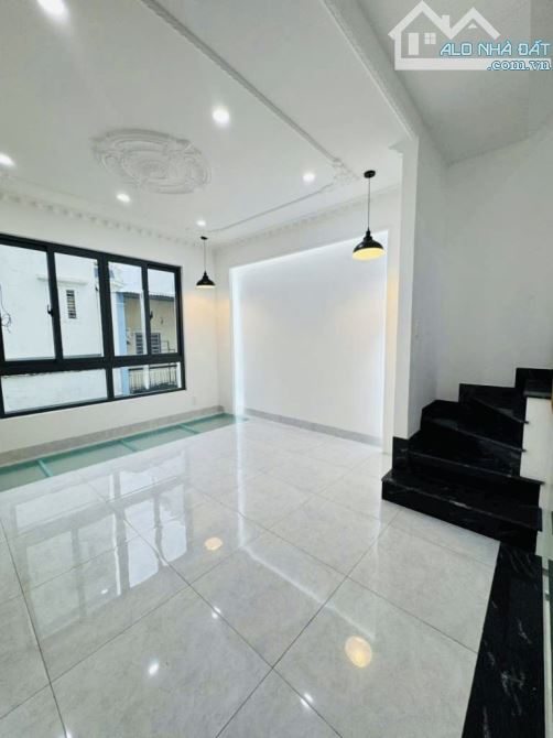 🛎️ PHAN ĐÌNH PHÙNG -  45M2 – HẺM BA GÁC – 5 TẦNG - 3 PHÒNG NGỦ - 3