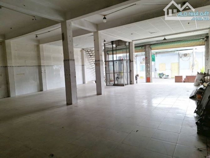 BÁN NHÀ KHO SIÊU RỘNG – NGAY KCN SÓNG THẦN – 227M² – 3 TẦNG – NGANG 12M - 3